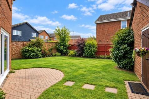 Milton Drive, Newport Pagnell, Milton Keynes, MK16 photo 5