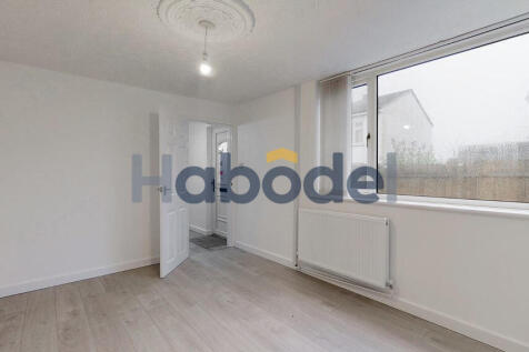 Welland Close, Peterlee, SR8 1HX photo 3