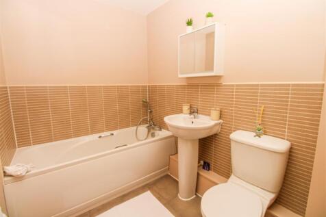 BATHROOM/W.C.