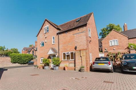 3 Tanners Courtyard front shot.jpg