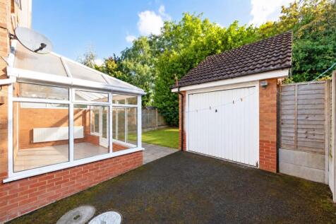 Conservatory &amp; Garage.jpg