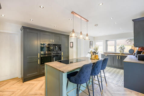 Breakfast Kitchen...