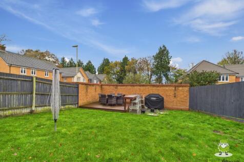 EweMove Estate Agents Basingstoke - Longwood Copse