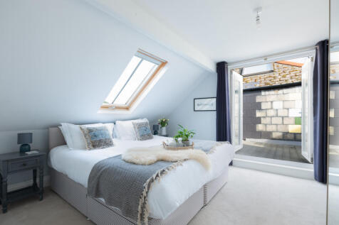 67aa1d57d9f79_Strand House-37