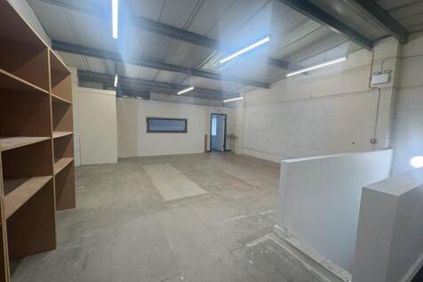 Office to rent Image 3