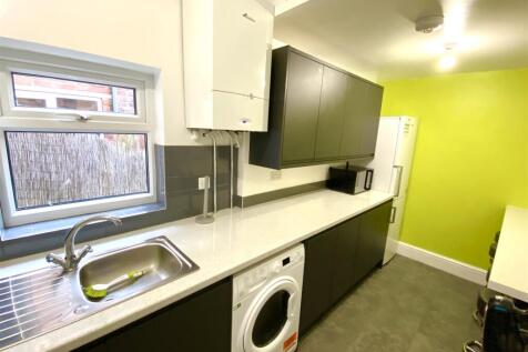 Kitchen. Picture 2 - Copy (2).jpeg