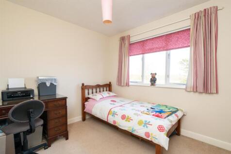 3 Gentleshaw Lane_8.jpg