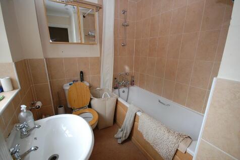 Hatcher Crescent, Colchester, Essex, CO2 photo 4