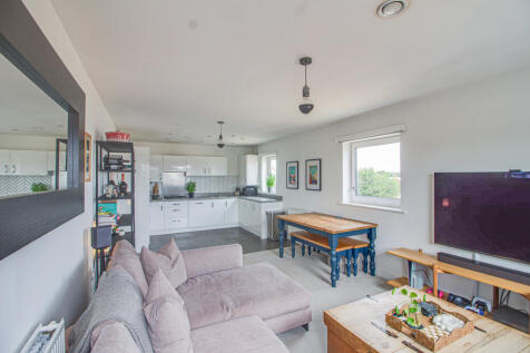 Living/Kitchen