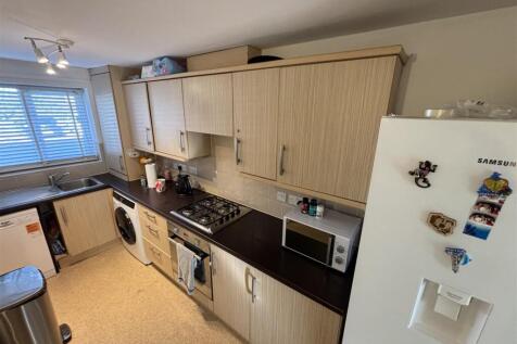 Eccles Close, Henley Green, Coventry photo 3