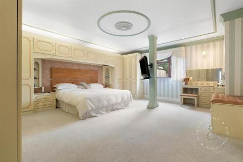 Catherine Drive, Hern Crabtree (1).jpeg