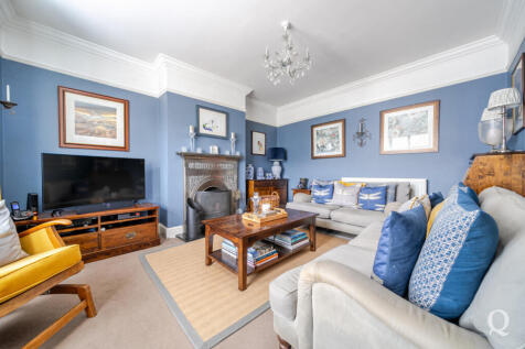 e4e7e048-b9b0-478...