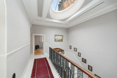 9 bed, 9 bath Town House in Edinburgh - Photo 29