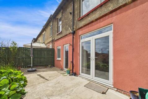 CAM02195G0-PR0086-STILL030