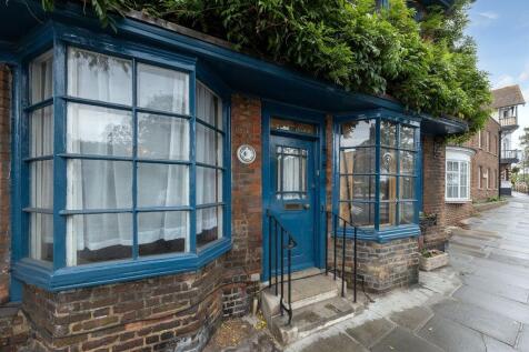 Ferry House, Thames Street, Hampton