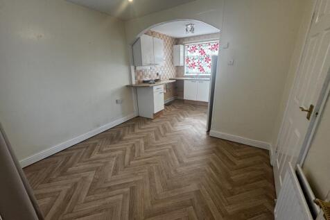 Watford Close, Sunderland photo 3