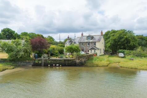 Parry_Key Cottage_Landulph_Outside_Tide in-24.jpg