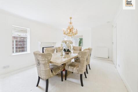 CAM04261G0-PR0080...