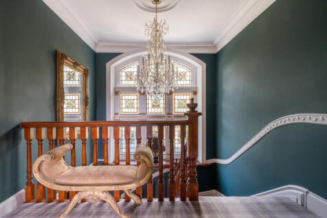 1344036-11-68b1b713c9180-ARW