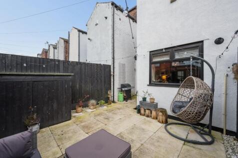 43 Ollerton Terrace External-4.jpg