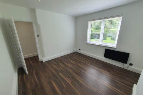 Snug Room 