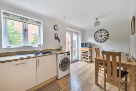 1332179-12-688c9e...