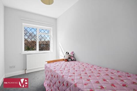 The Chimneys Middle Street Nazeing Waltham Abbey EN9 2LG via pro