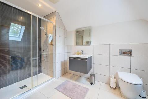 Ensuite Shower Room