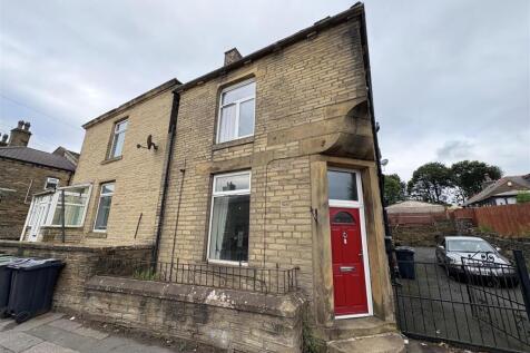 Bradford, BD13 - property photo