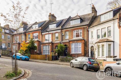 London, E5 - property photo