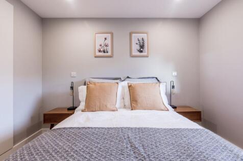 bedroom (example)