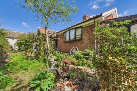 2 Bedroom Detached Bungalow - For Sale by auction