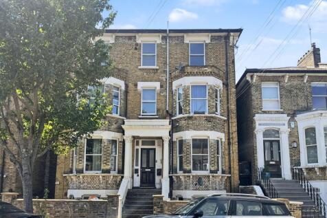 47f Ramsden Road, Balham, London, SW12 8RA