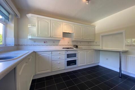 Bushey Wood Road, Dore, S17 3QB photo 4