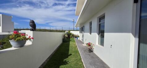 Garden on middle level