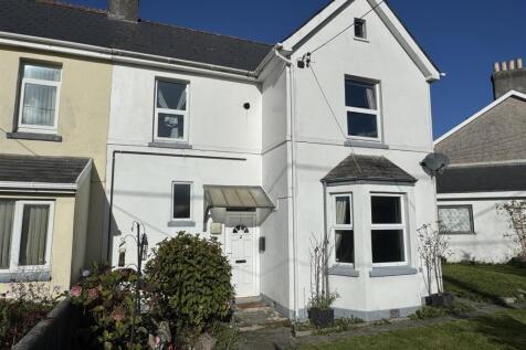 3-bed semi-detached on Cromwell Road, St. Austell, £1,300/mo