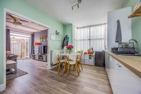 23D Stubbington Avenue, Copnor-Small-PorticoMarket
