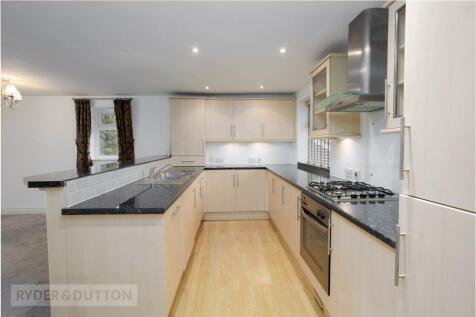 Oldham, OL3 - property photo