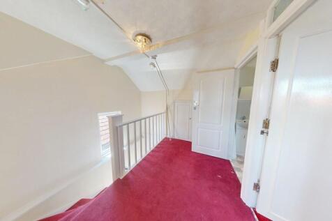 204-Manor-Way-052...