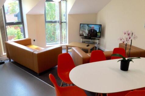 Longdales Lodge - Living Room 2.jpg