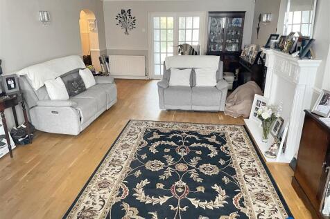 53_CrownRoad_Ilford_IG61NN (11).jpg