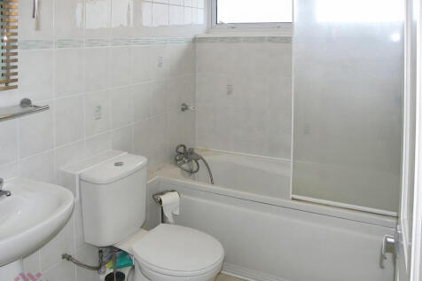 The Pastures, High Wycombe, HP13 photo 5