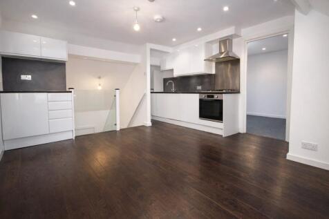 Reception/Kitchen