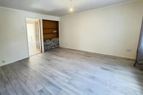 Drayton Avenue, Stratford-upon-Avon, Warwickshire, CV37 photo 3