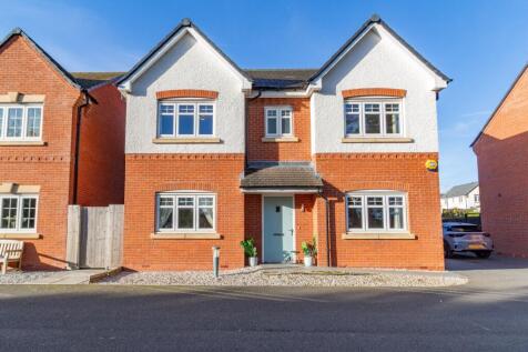 Stafford, ST18 - property photo
