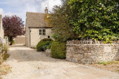 Cotsview - Driveway.jpg