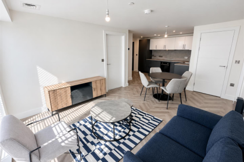 Lounge/Dining/Kitchen