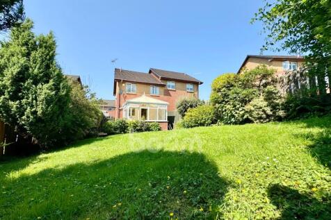 Westpark Wynd, Dalry garden