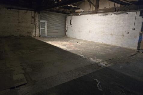 Commercial Property to rent Image 3