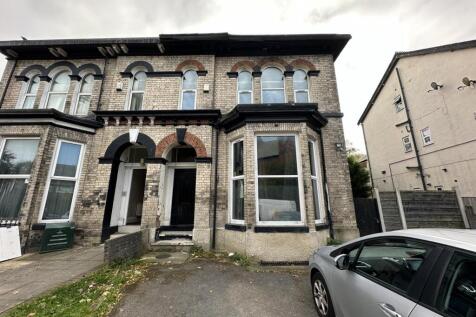 6-bed house on Portland Crescent, Chorlton-on-Medlock, £138pppw, £598/mo